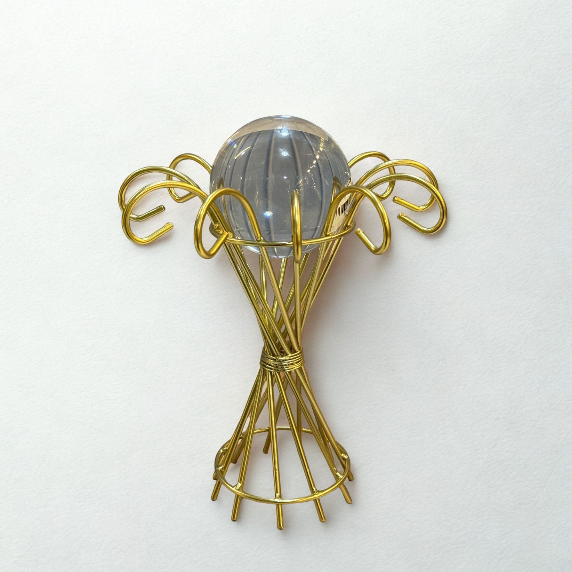 Gold wire metal crystal decor with artistic bouquet design